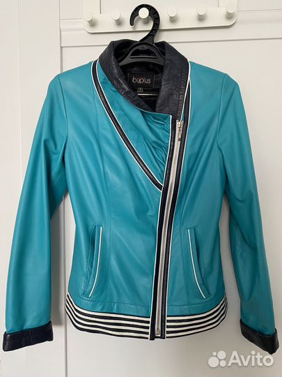 Одежда женская в хорошем состоянии