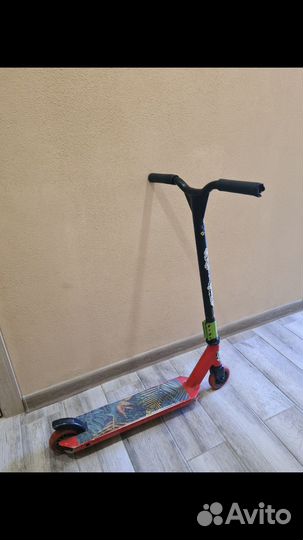 Самокат детский б/у трюковой