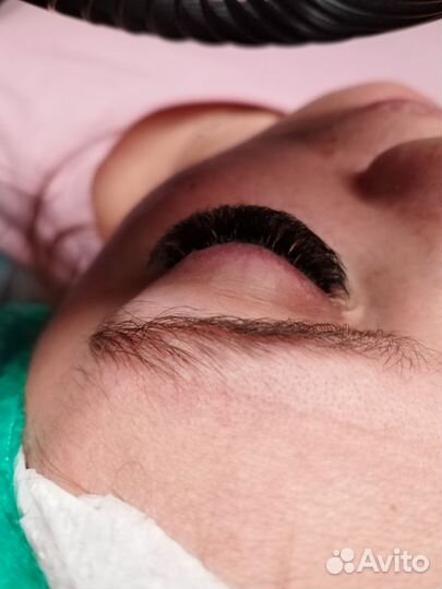 Наращивание ресниц на дому
