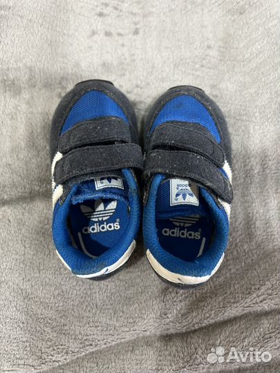 Кроссовки adidas оригинал 19