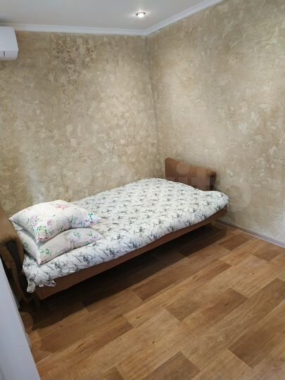 Комната 18 м² в 1-к., 2/2 эт.