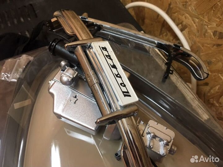 Детали колекционной машинки газ Победа