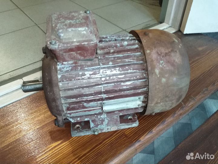 Электродвигатель 380в - 2,2кВт