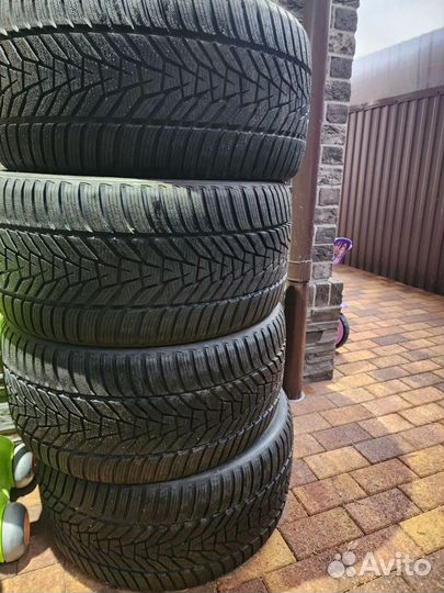 Hankook Winter I'Cept Evo 3 W330A 275/30 R20