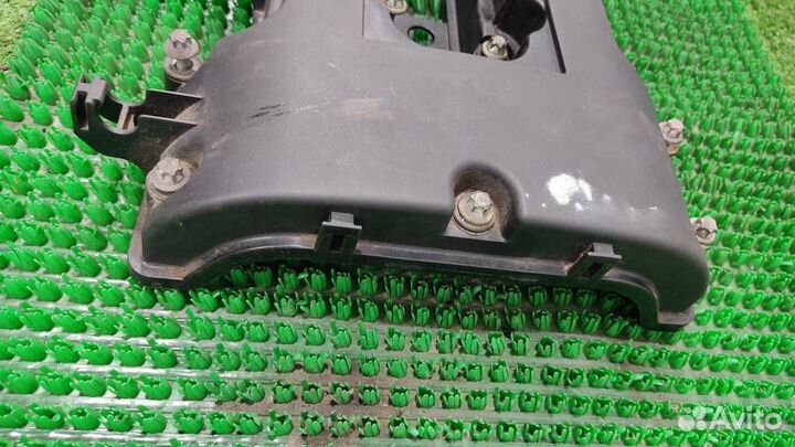 Клапанная крышка Opel Corsa D 2011