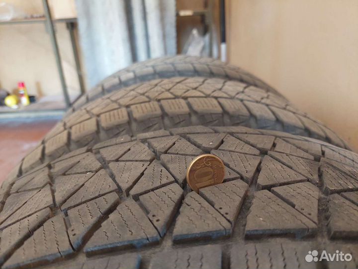 Bridgestone Blizzak DM-V2 225/65 R17 102S