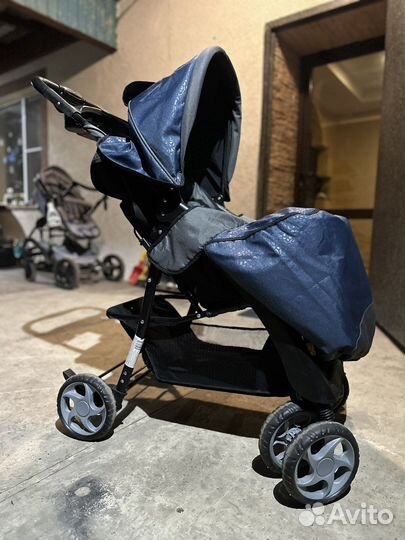Прогулочная коляска
