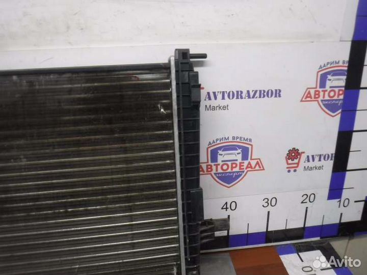 Радиатор двс Renault Fluence K4M 2011