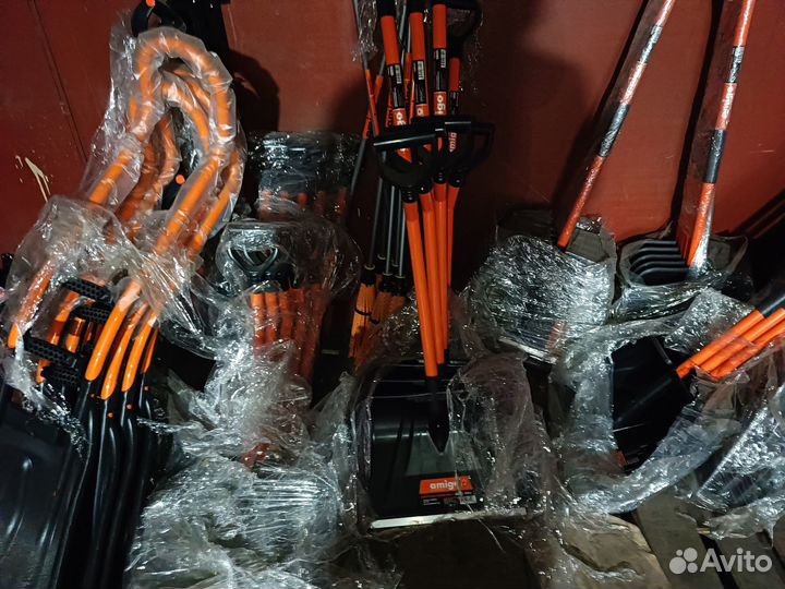 Инструмент и Лопаты для уборки снега амиго