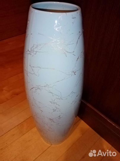 Ваза для цветов большая