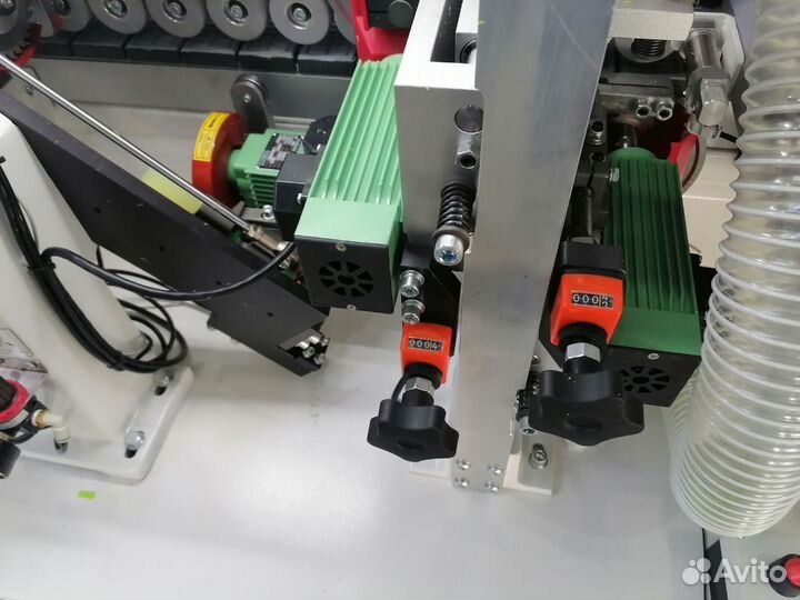 Кромкооблицовочный станок Woodtec Compact