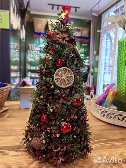 Елка из шишек, новогодний подсвечник(много )