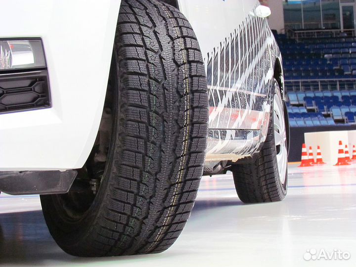 Toyo Observe GSi-6 215/65 R17 99H