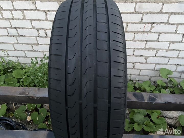 Pirelli Cinturato P7 205/50 R17 89V