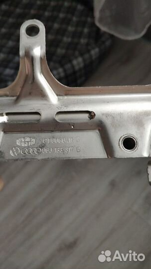 Топливная рампа (рейка) 06j133317g