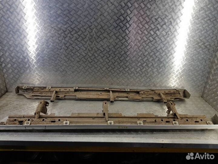 Подножки Мицубиси Pajero 4 2006-2011 7656A043HA