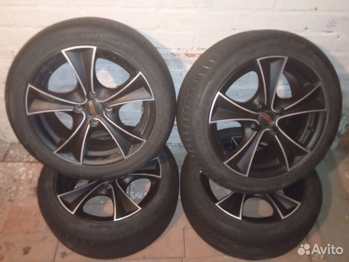 Hankook Ventus V12 Evo2 K120 195/50 R15 82V