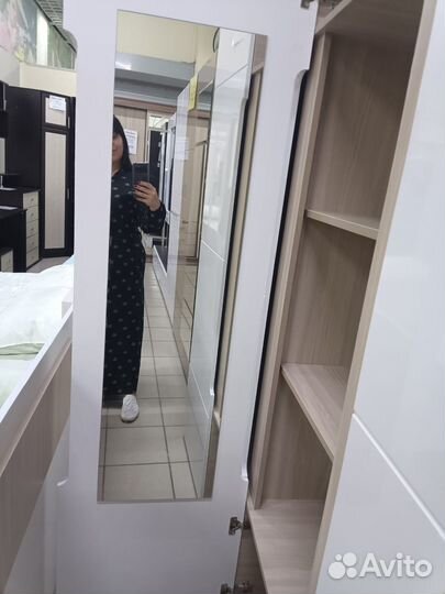 Шкаф Эврика 3-х ств. шимо светлый/белый глянец 1,6