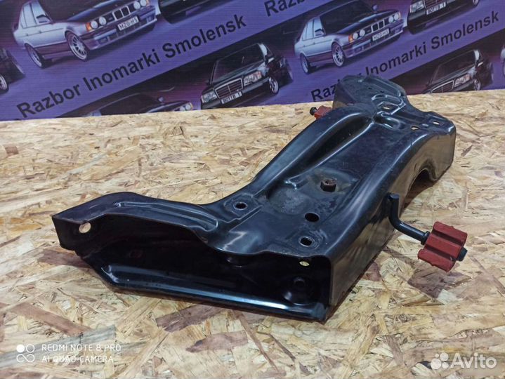 Подрамник передний Volkswagen Polo 4