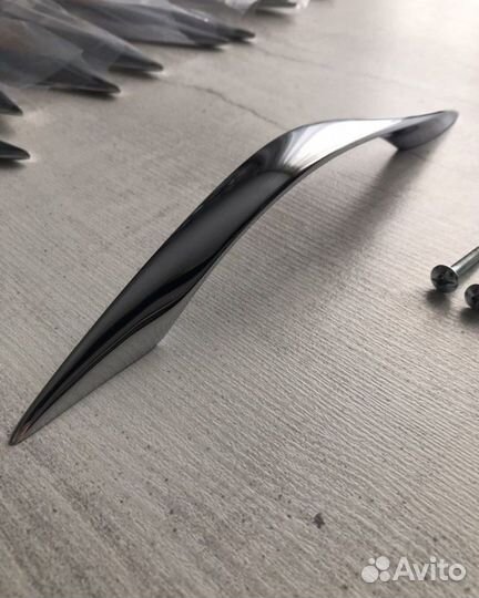 Ручка скоба большая мебельная