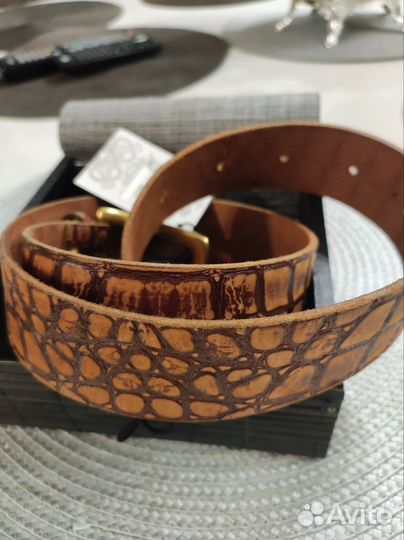 Ремень кожаный (новый в коробке)