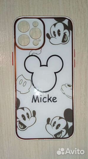 Чехол для iPhone 13