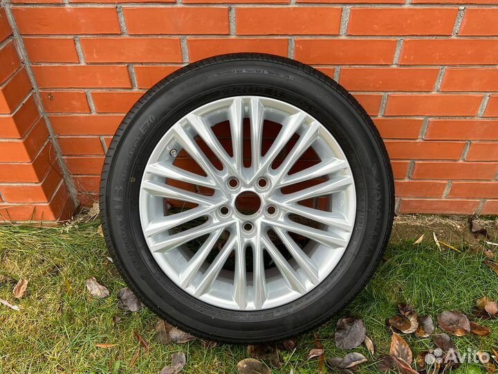 Колесо Lexus es