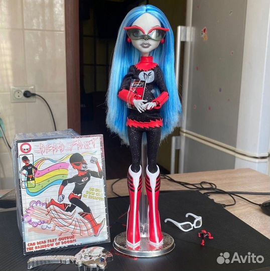 Гулия йелпс 2011 Комик Кон