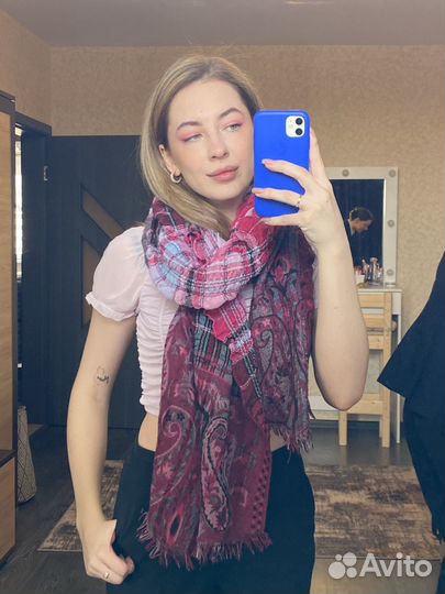 Шарфы и палантины