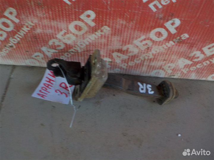 Ограничитель двери задний правый Chevrolet Lacetti