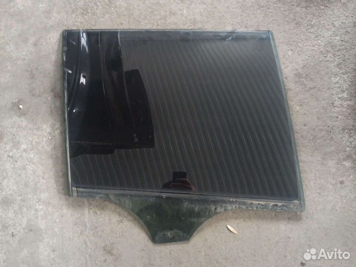 Стекло заднее правое BMW X5 - E70