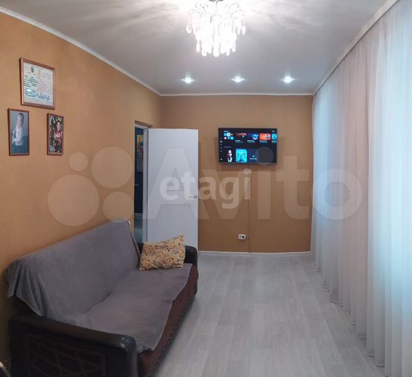 2-к. квартира, 53,1 м², 1/2 эт.