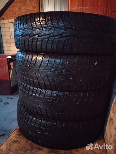 Hankook Winter I'Cept X RW10 225/75 R16 140