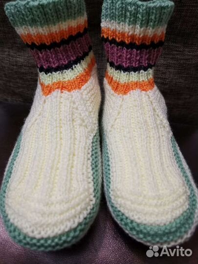 Вязаные носки ручной работы