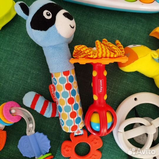 Детские развивающие игрушки пакетом