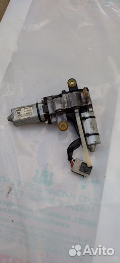 Моторчик рулевой колонки BMW 7 E65/E66