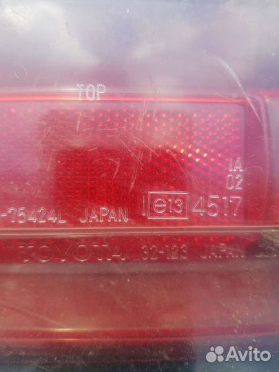 Фонарь задний левый тайота камри 3