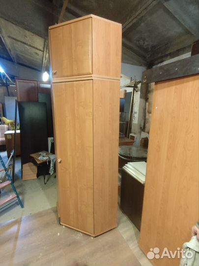 Продаётся угловой шкаф б/у.Доставка