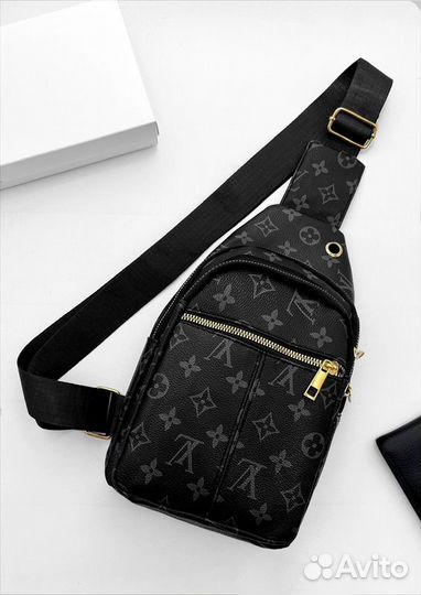 Сумка на пояс Louis Vuitton