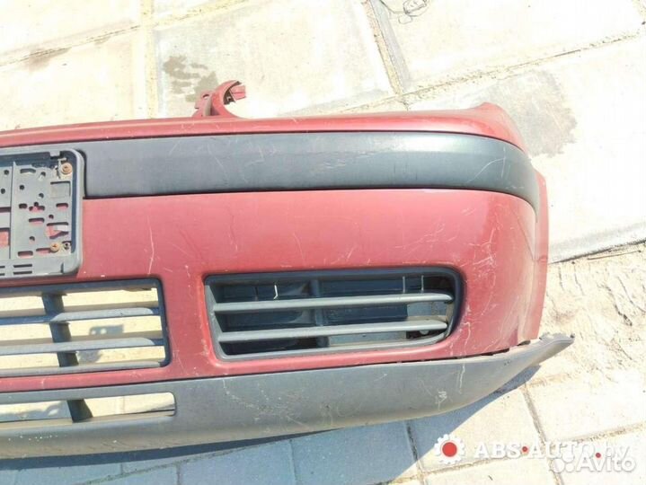 Бампер передний Volkswagen Golf 4 2003 1J0807178