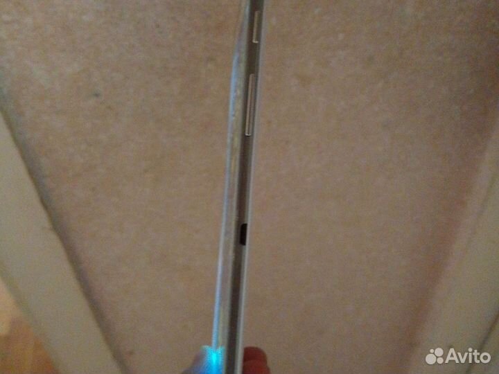 Планшет Samsung Galaxy Tab 3