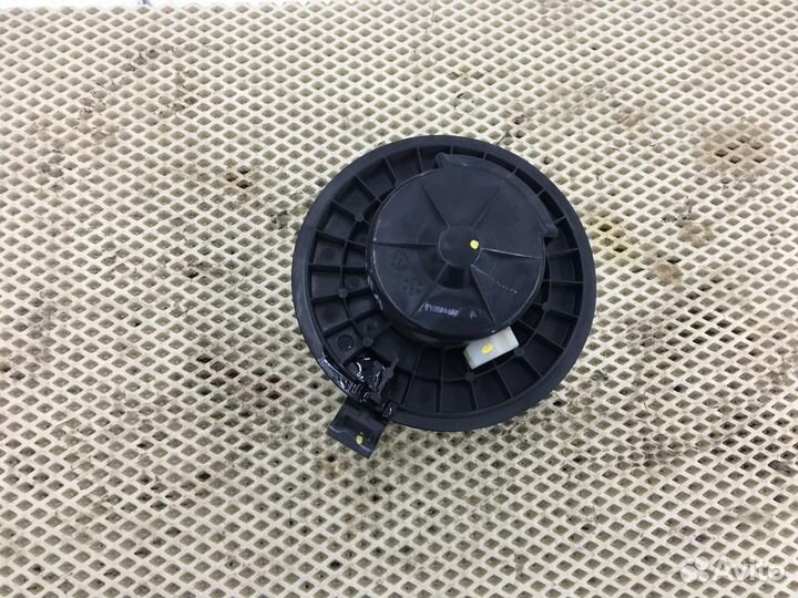 Мотор отопителя салона (печки) Nissan Tiida C11