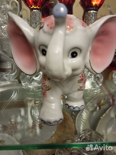 Форфоровый слоник