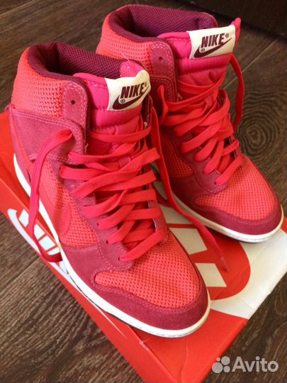 Кроссовки Nike