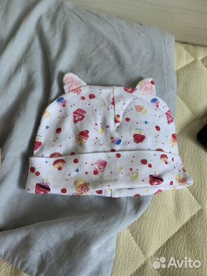 Шапочка для девочки на весну