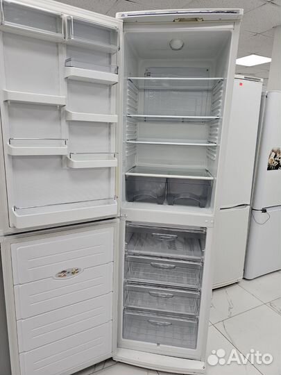 Холодильник Атлант. 2 компрессора. Доставка