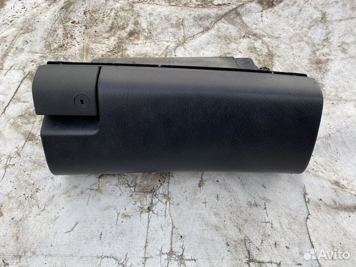 Бардачок Mercedes Benz W210