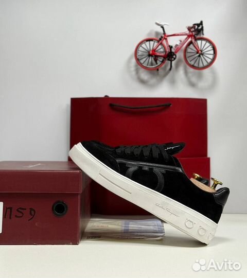 Кроссовки мужские Salvatore Ferragamo