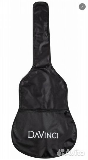 Классическая гитара с аксессуарами