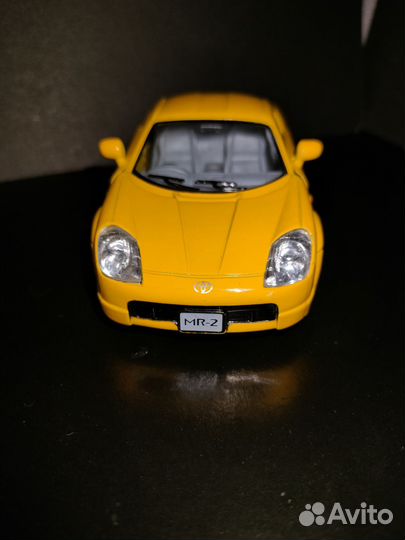 Машинка металлическая Toyota MR-2